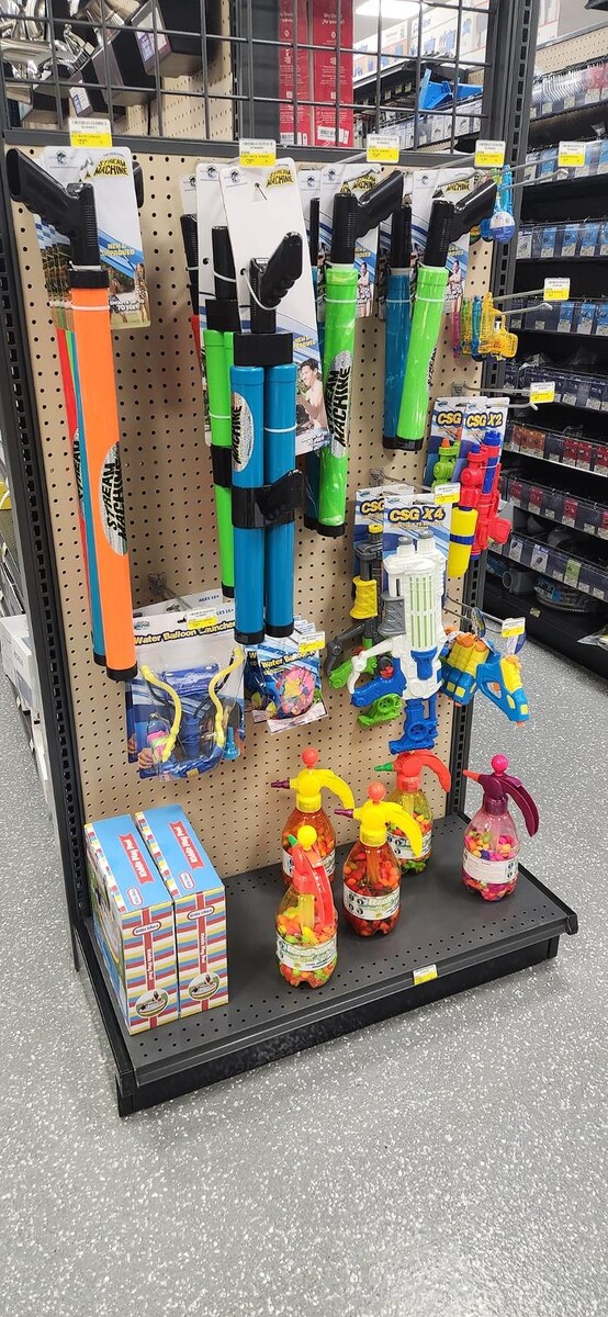 Images Family Hardware - Do it Best