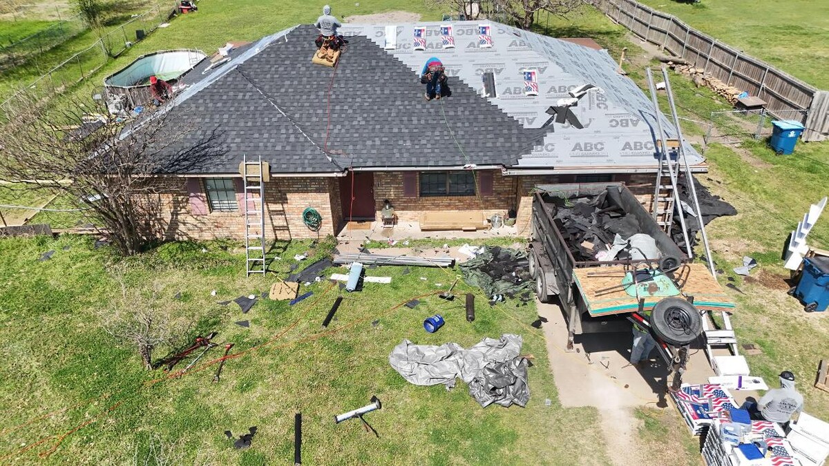 Images Rivas Roofing & Exteriors LLC