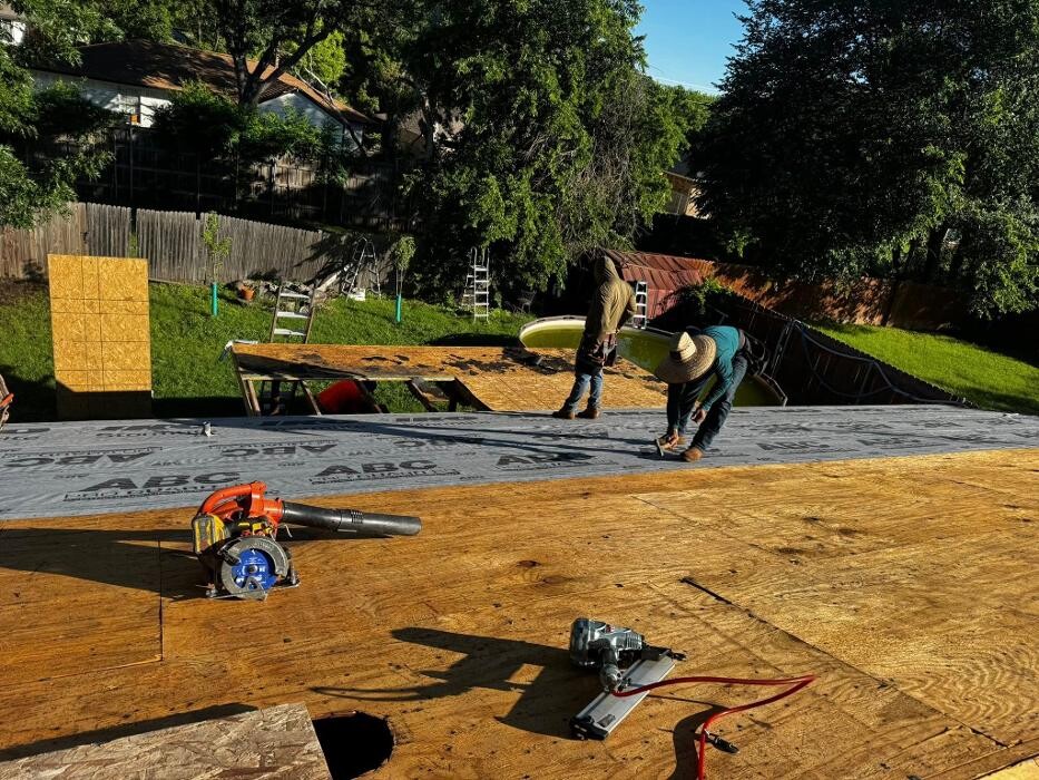 Images Rivas Roofing & Exteriors LLC