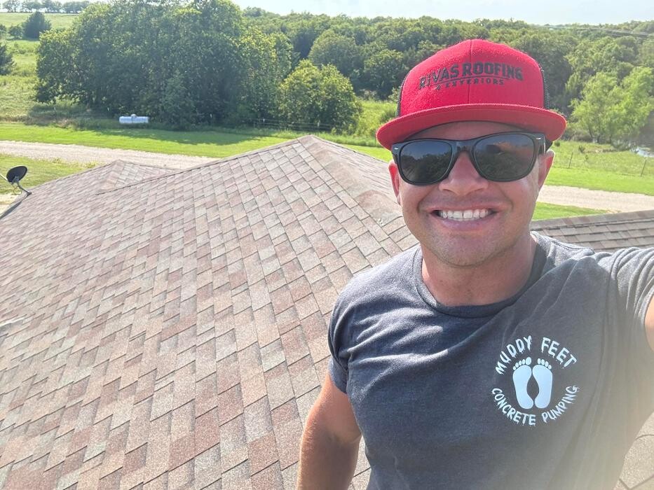 Images Rivas Roofing & Exteriors LLC