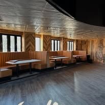 Images Johnny Black's Lakehouse