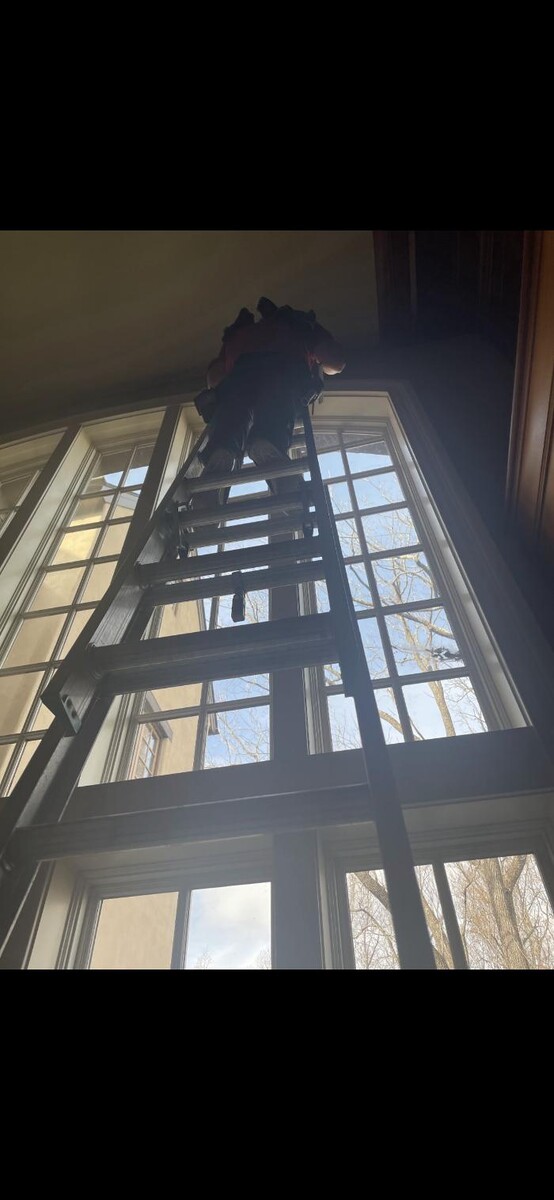 Images Luxy Clean Professional Cleaning & Window Cleaning Co.