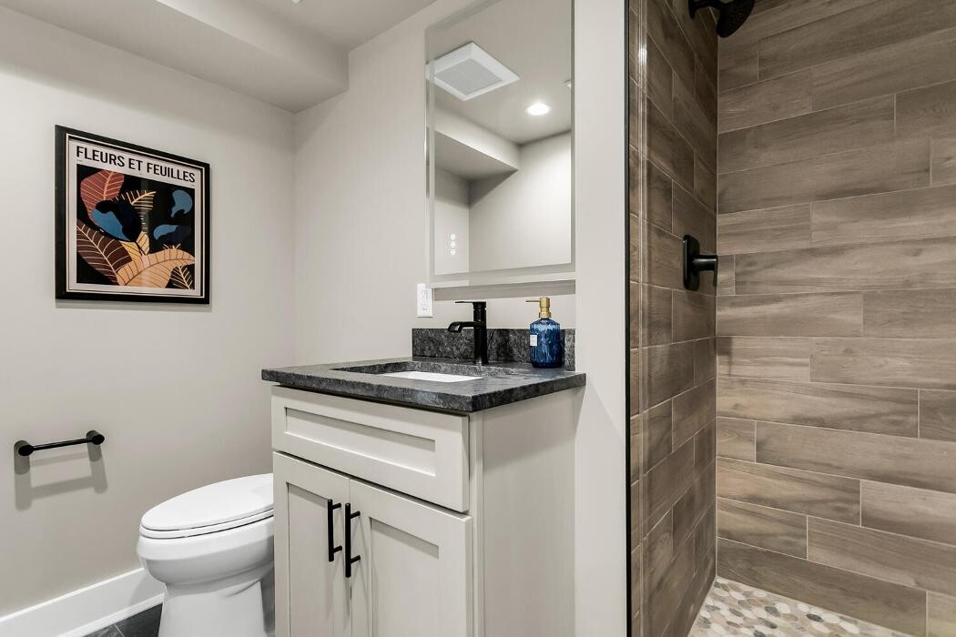 Images Bill Hickman Contracting and Management