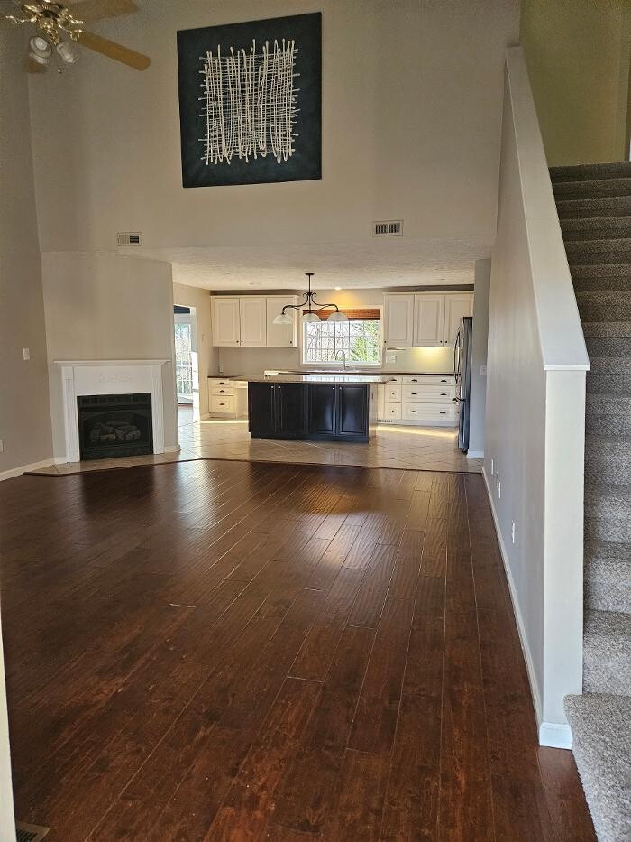 Images Diamond Shine Knoxville Cleaning LLC