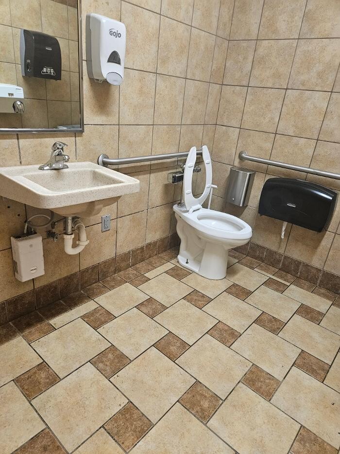 Images Diamond Shine Knoxville Cleaning LLC