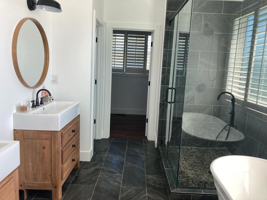 Images Diamond Shine Knoxville Cleaning LLC