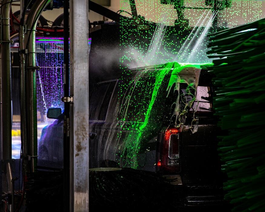 Images Monty's Express Carwash