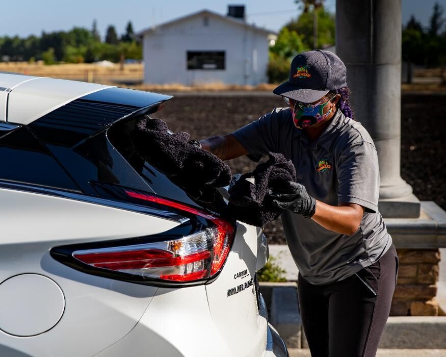 Images Monty's Express Carwash