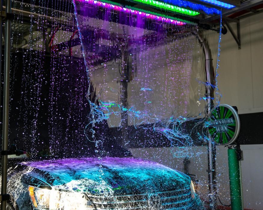 Images Monty's Express Carwash