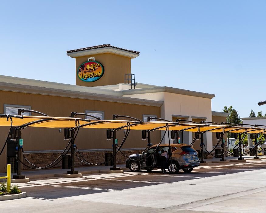 Images Monty's Express Carwash