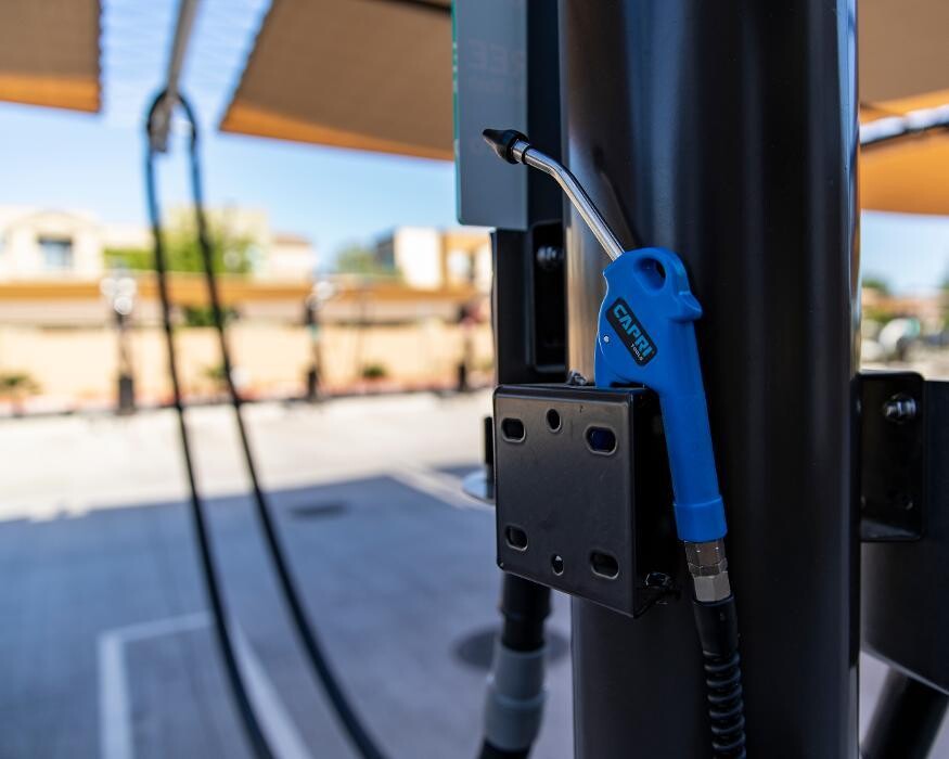 Images Monty's Express Carwash