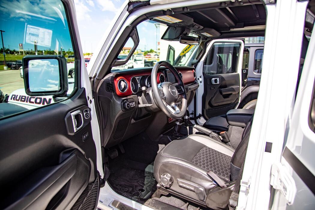 Images Roger Williams Chrysler Dodge Jeep Ram