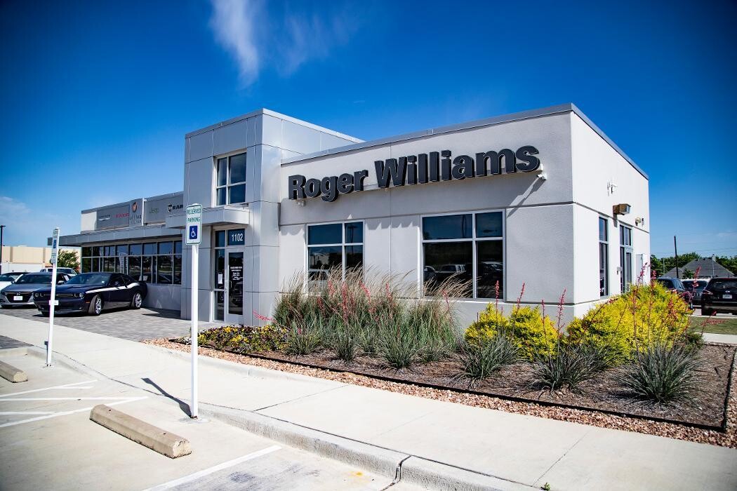 Images Roger Williams Chrysler Dodge Jeep Ram