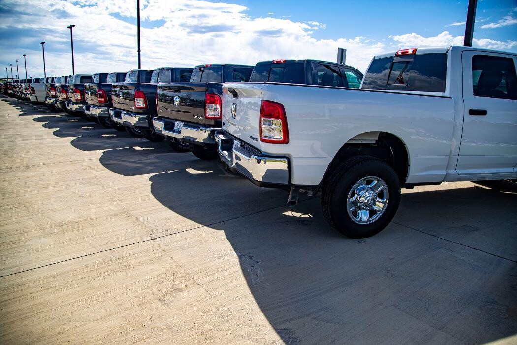 Images Roger Williams Chrysler Dodge Jeep Ram