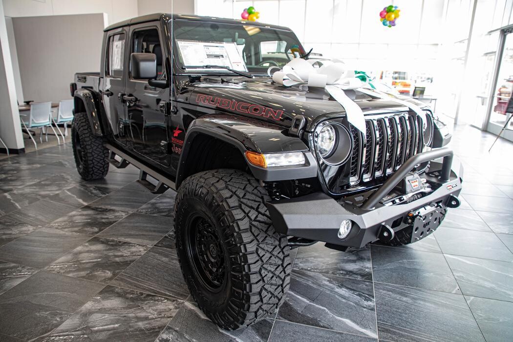 Images Roger Williams Chrysler Dodge Jeep Ram