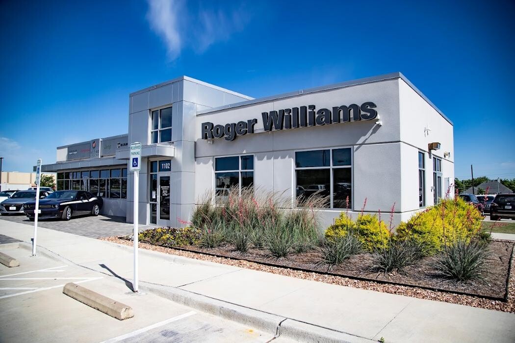 Images Roger Williams Chrysler Dodge Jeep Ram