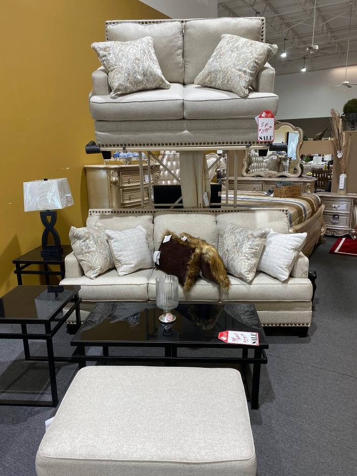 Images Spiller Furniture & Mattress