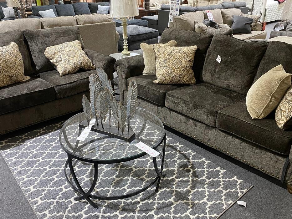 Images Spiller Furniture & Mattress