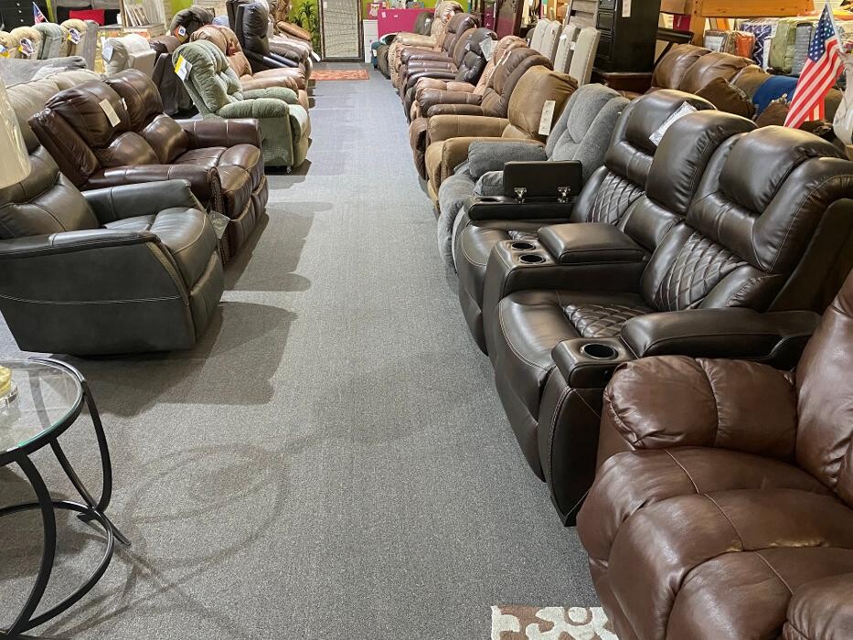 Images Spiller Furniture & Mattress