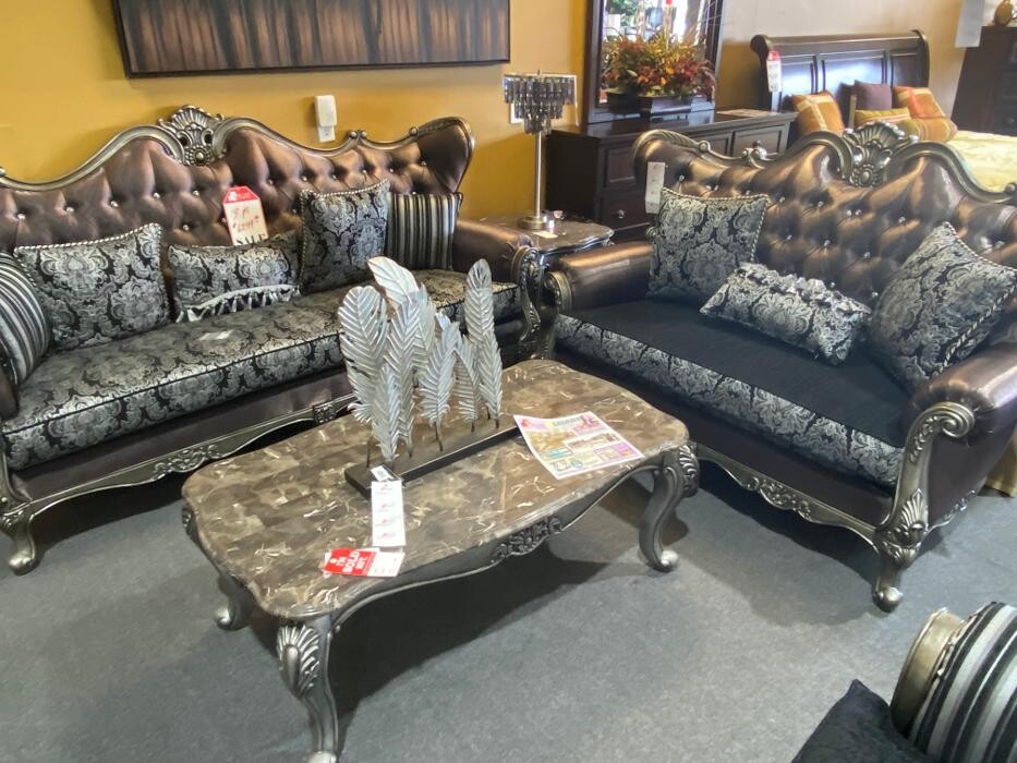 Images Spiller Furniture & Mattress