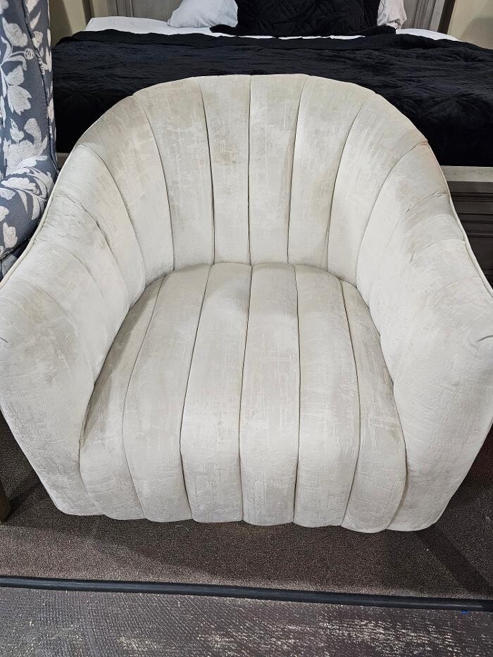 Images Spiller Furniture & Mattress