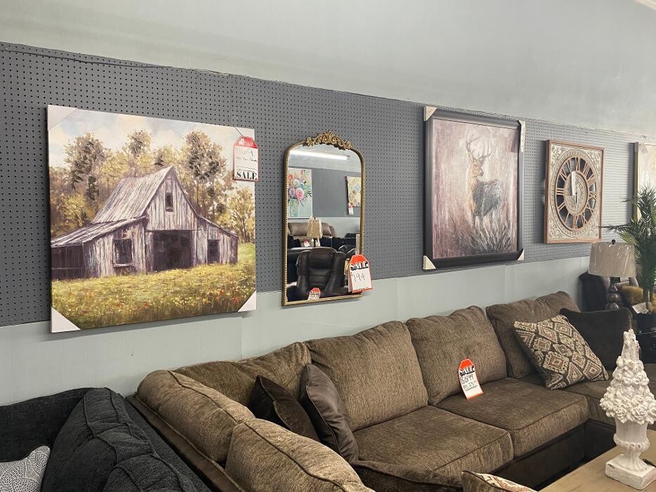 Images Spiller Furniture Co