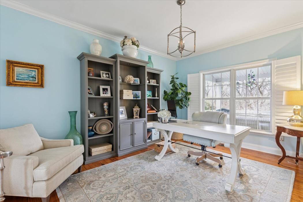 Images Richelle Deane, Realtor at Realty ONE Group Restore
