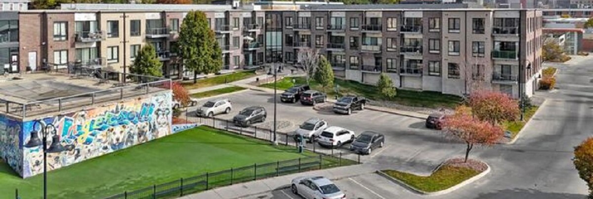 Images Ingersoll Square Apartments