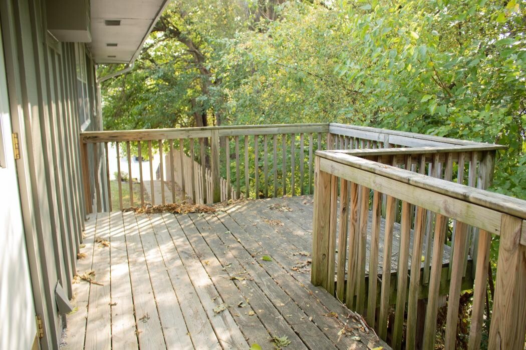 Images Elm Village Apartments