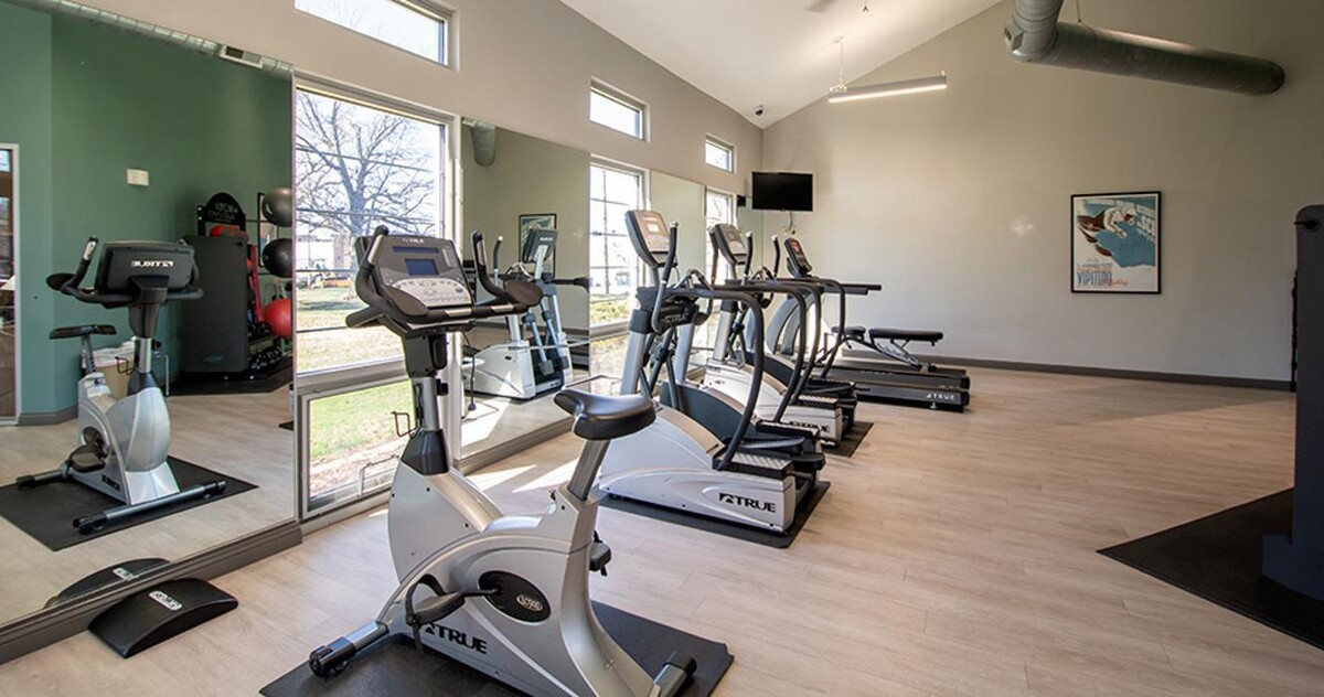 Images Wakonda Village Apartments