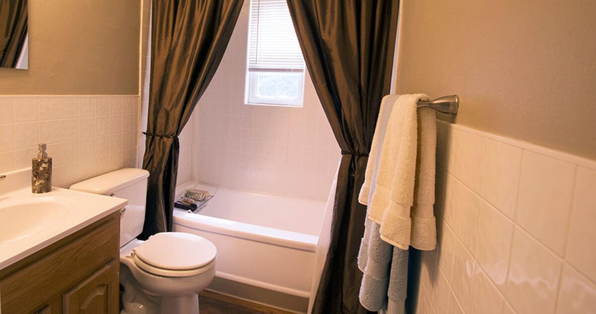 Images Wakonda Village Apartments