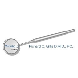 Gillis Dental Logo