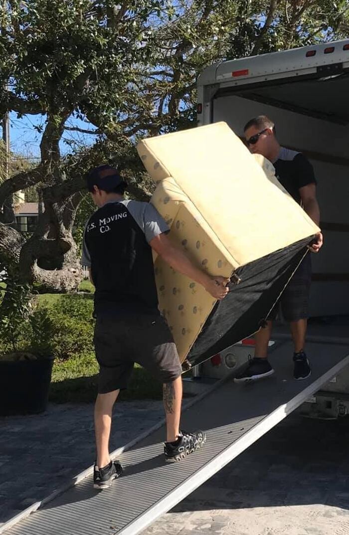 Images FS moving company