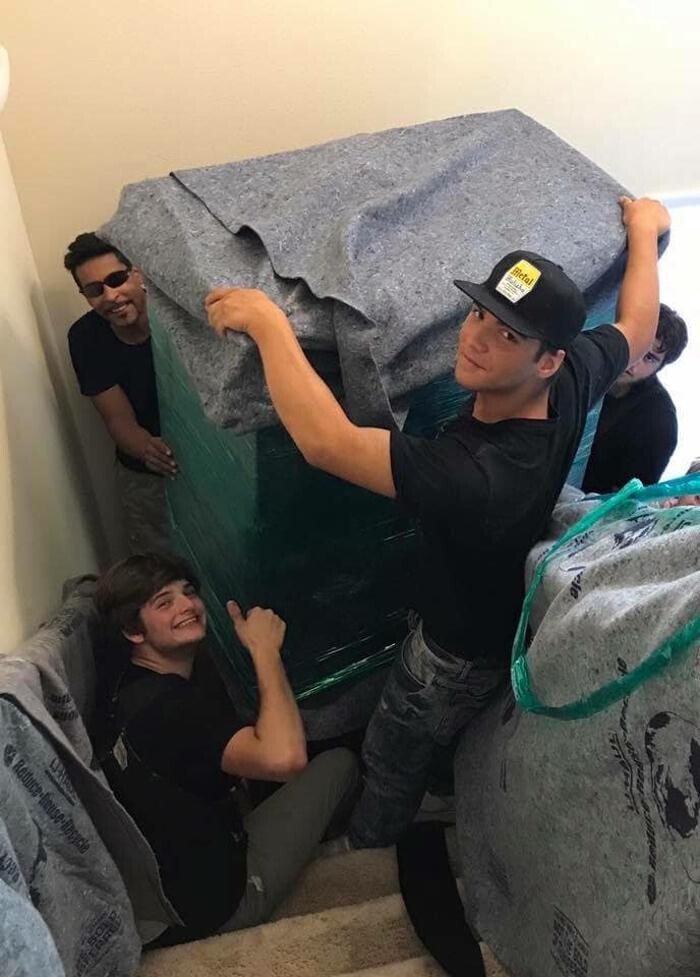 Images FS moving company