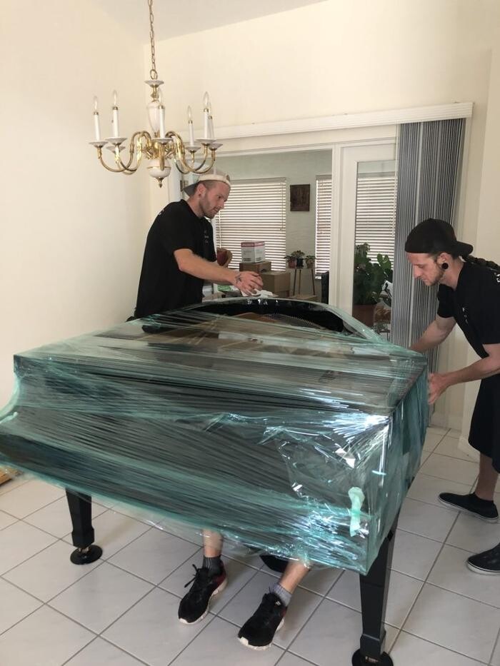 Images FS moving company