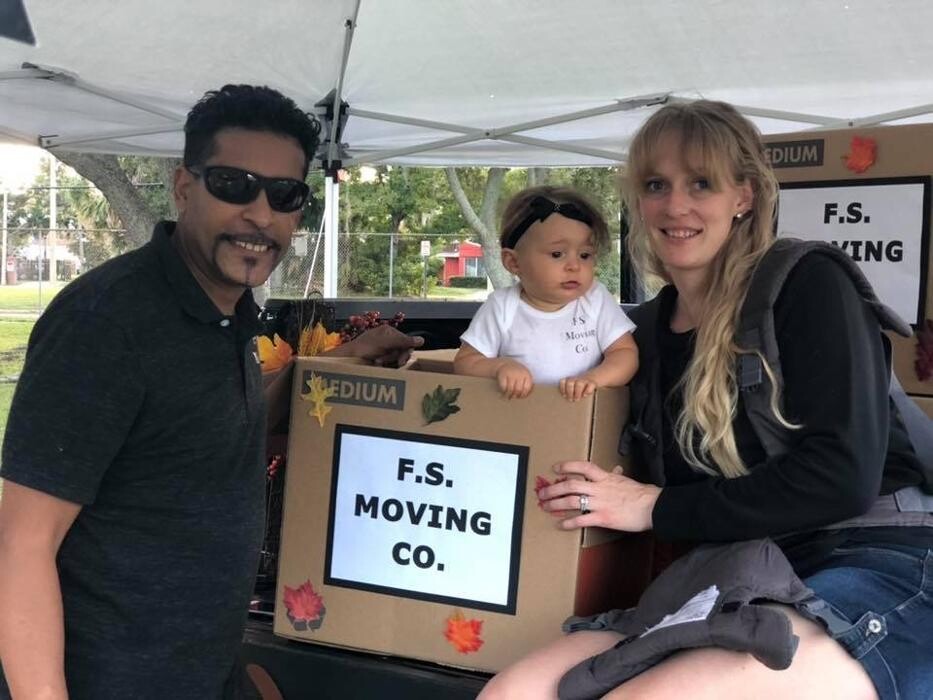 Images FS moving company