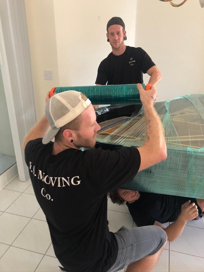 Images FS moving company