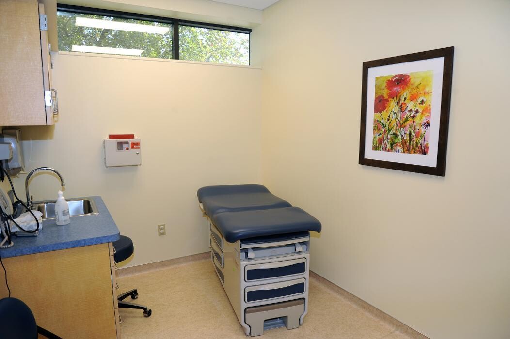 Images Boys Town Pediatrics - Lakeside Clinic