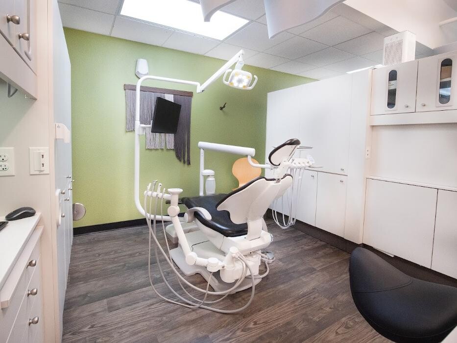 Images White Dental Studio