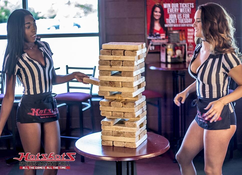 Images Hotshots Sports Bar & Grill