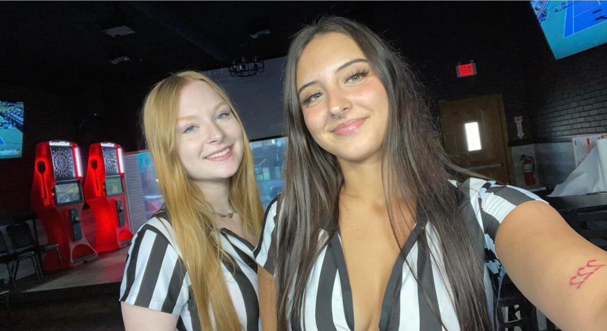 Images Hotshots Sports Bar & Grill