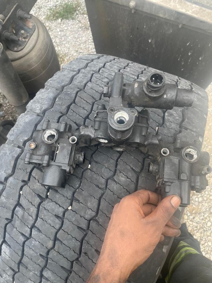 Images Fleet Dr Truck & Trailer Emergency Repair LLC