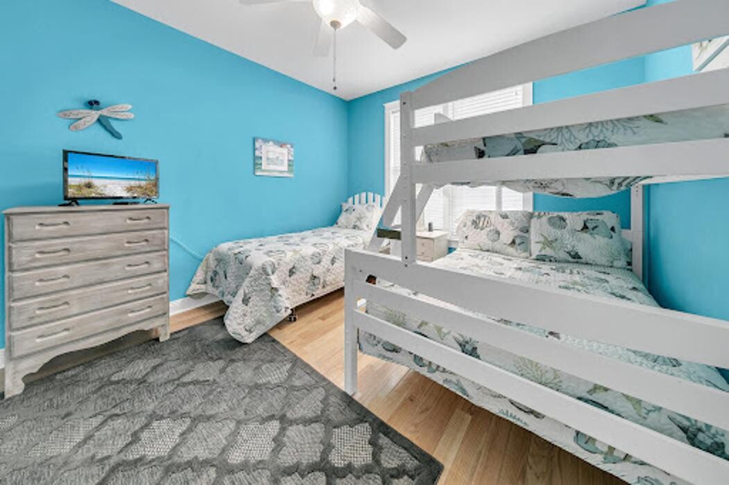 Images Surfside Property Group
