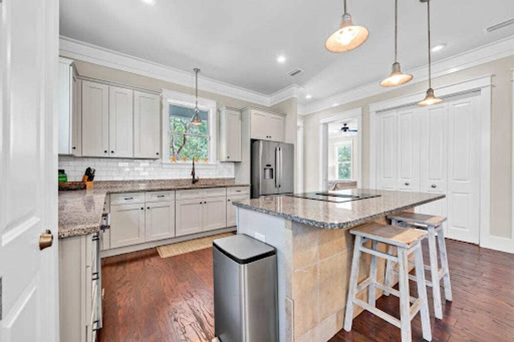 Images Surfside Property Group