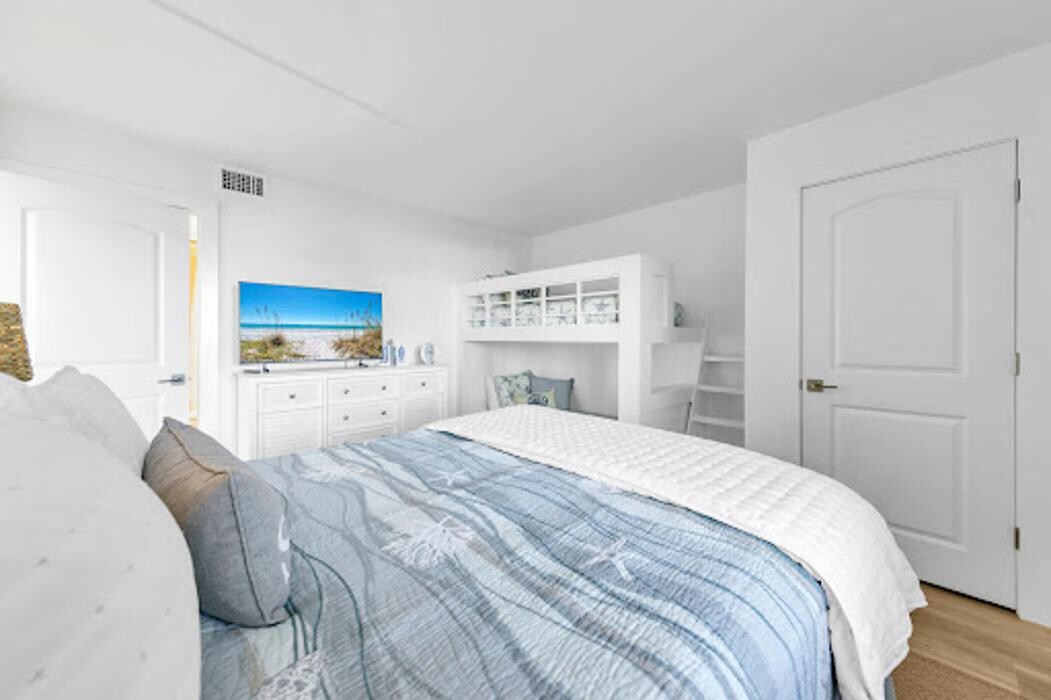 Images Surfside Property Group
