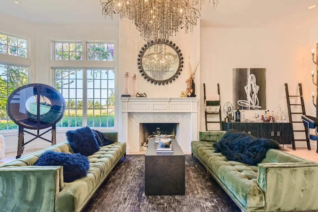 Images Samantha LeBlanc, REALTOR Keller Williams