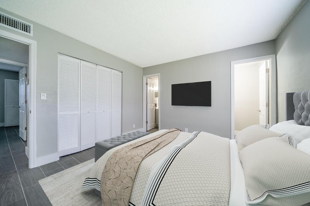 Images Piper Village West Apartments