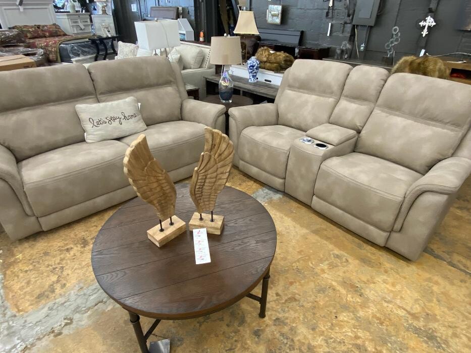 Images Spiller Furniture & Mattress