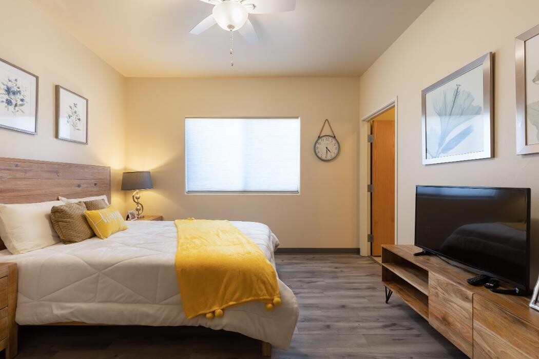 Images BridgeWater Assisted Living - Tucson