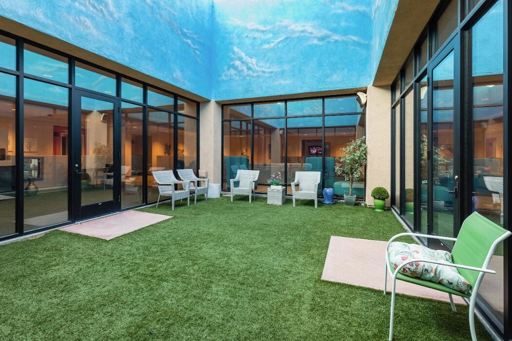 Images BridgeWater Assisted Living - Tucson